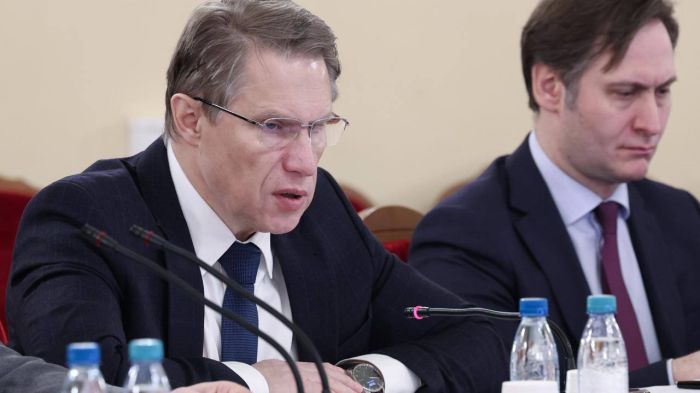 О чем говорили на закрытой встрече министра здравоохранения РФ с депутатами