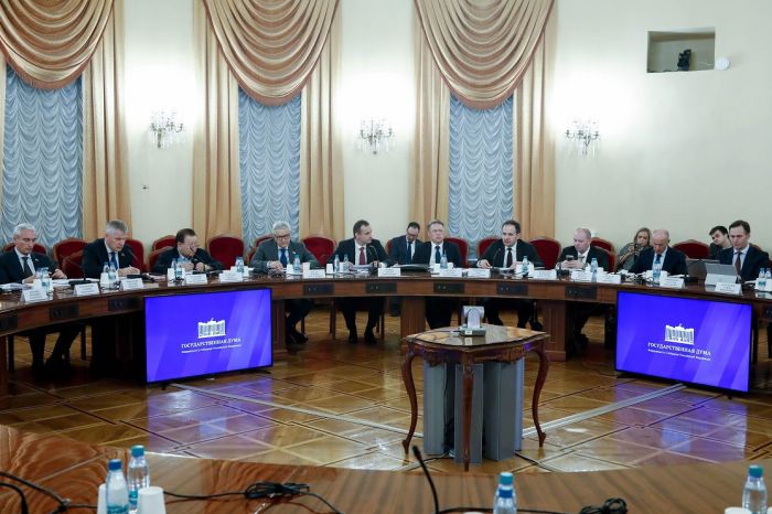 Михаил Мурашко сообщил о плановом режиме работы над новой системой оплаты труда в отрасли