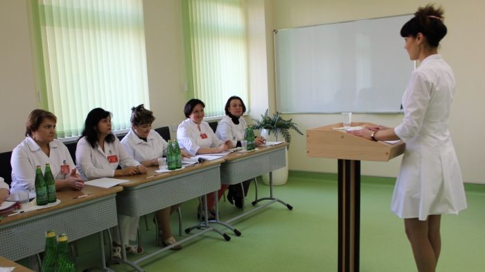 Правкомиссия одобрила законопроект о сближении аттестации и аккредитации медработников
