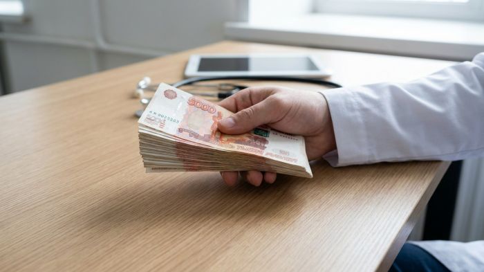 Власти Татарстана выплатят по 1 млн рублей врачам из других регионов и зарубежья