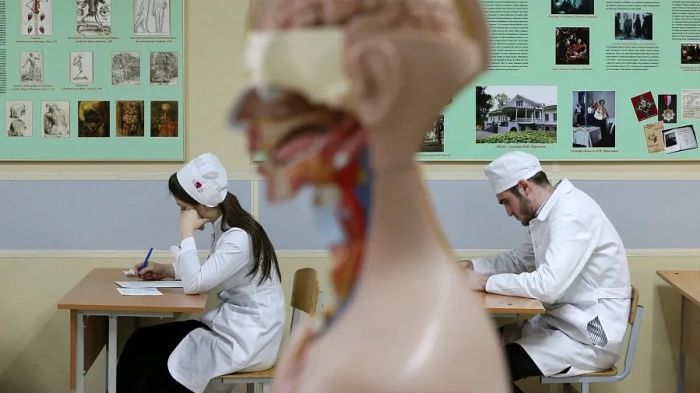 В законопроекте об отработках утвердили поправку о частичном сохранении бюджетных мест