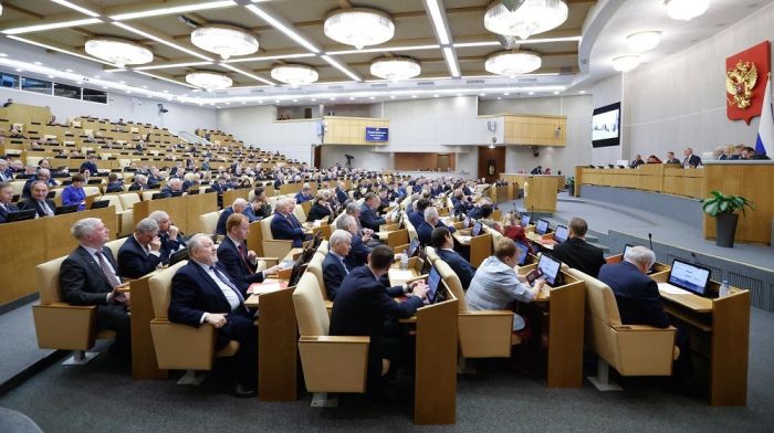 Госдума РФ одобрила законопроект о лимите срока работы министров здравоохранения в статусе и.о.