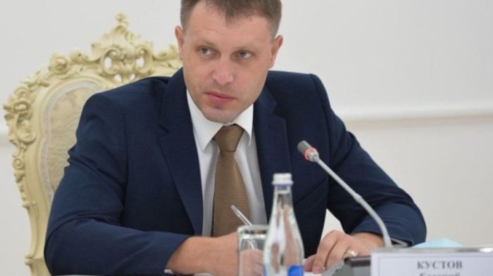 Евгений Кустов нашел работу в свердловском Минздраве