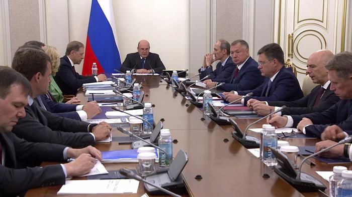 Правительство РФ направит на выплаты «земским» врачам дополнительно 303 млн рублей