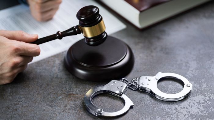 Суд арестовал курировавшего уголовные дела в кемеровской медицине следователя