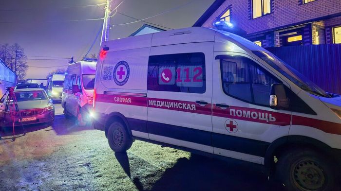 В России предложили выплачивать новогодние премии сотрудникам скорой помощи и травмпунктов