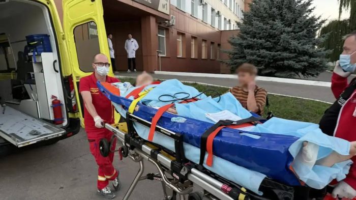 В медучреждения Москвы эвакуировали десять пострадавших при атаке на центр Wildberries в Тамбове