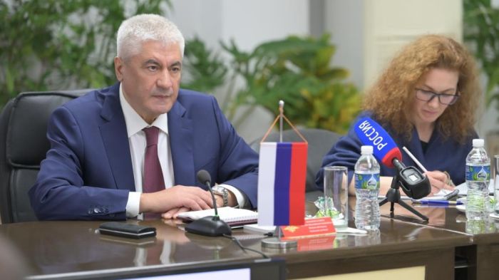 В России ужесточили регулирование найма иностранных специалистов